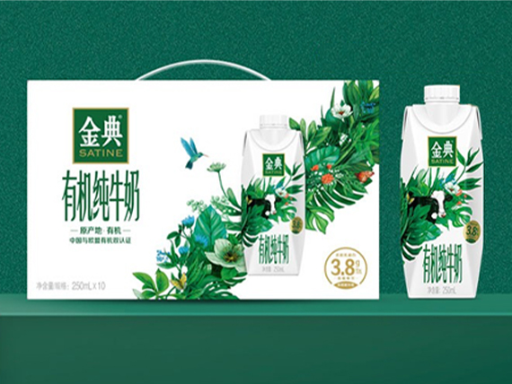 伊利 · 金典有机纯牛奶